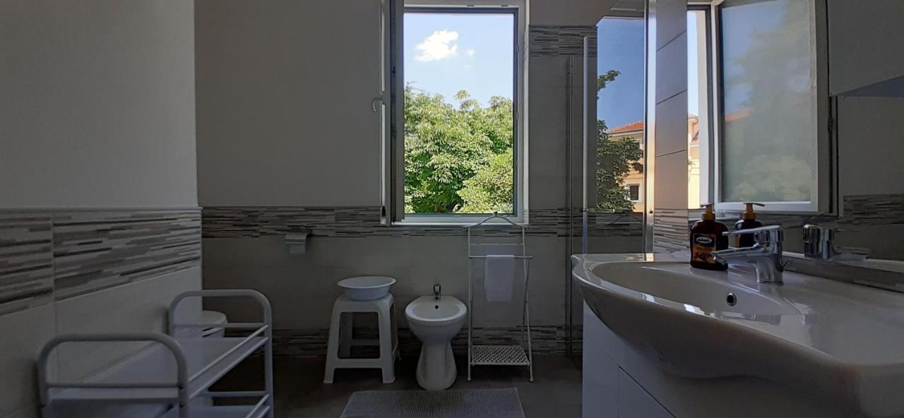 Apartments Villa Sandi Izola Exterior photo